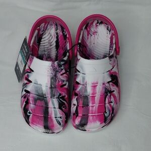 Rugged Shark Girls Pink and White Clogs Sz 3